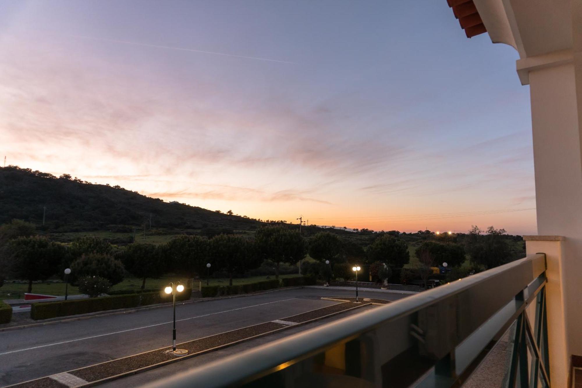 Hotel Estrela Da Idanha Bagian luar foto